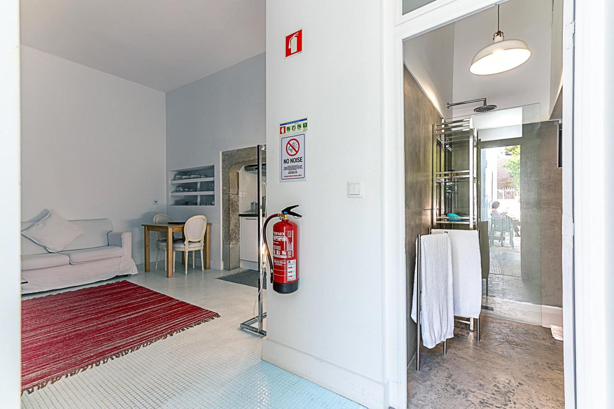 Portas Do Castelo Apartments Lisboa Phòng bức ảnh